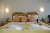 Marcos Hotel Mylopotas